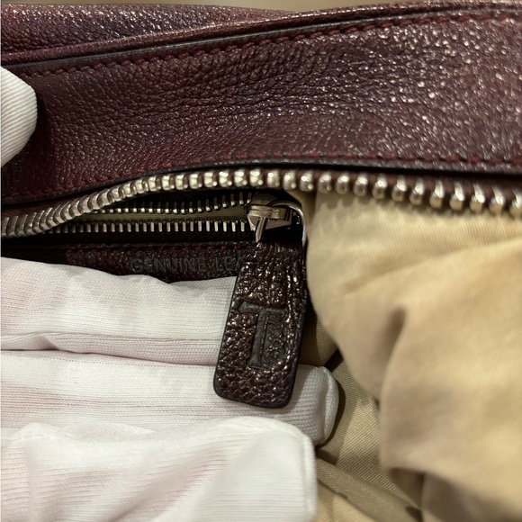 Tod’s Leather Shoulder Bag - Picture 9 of 15